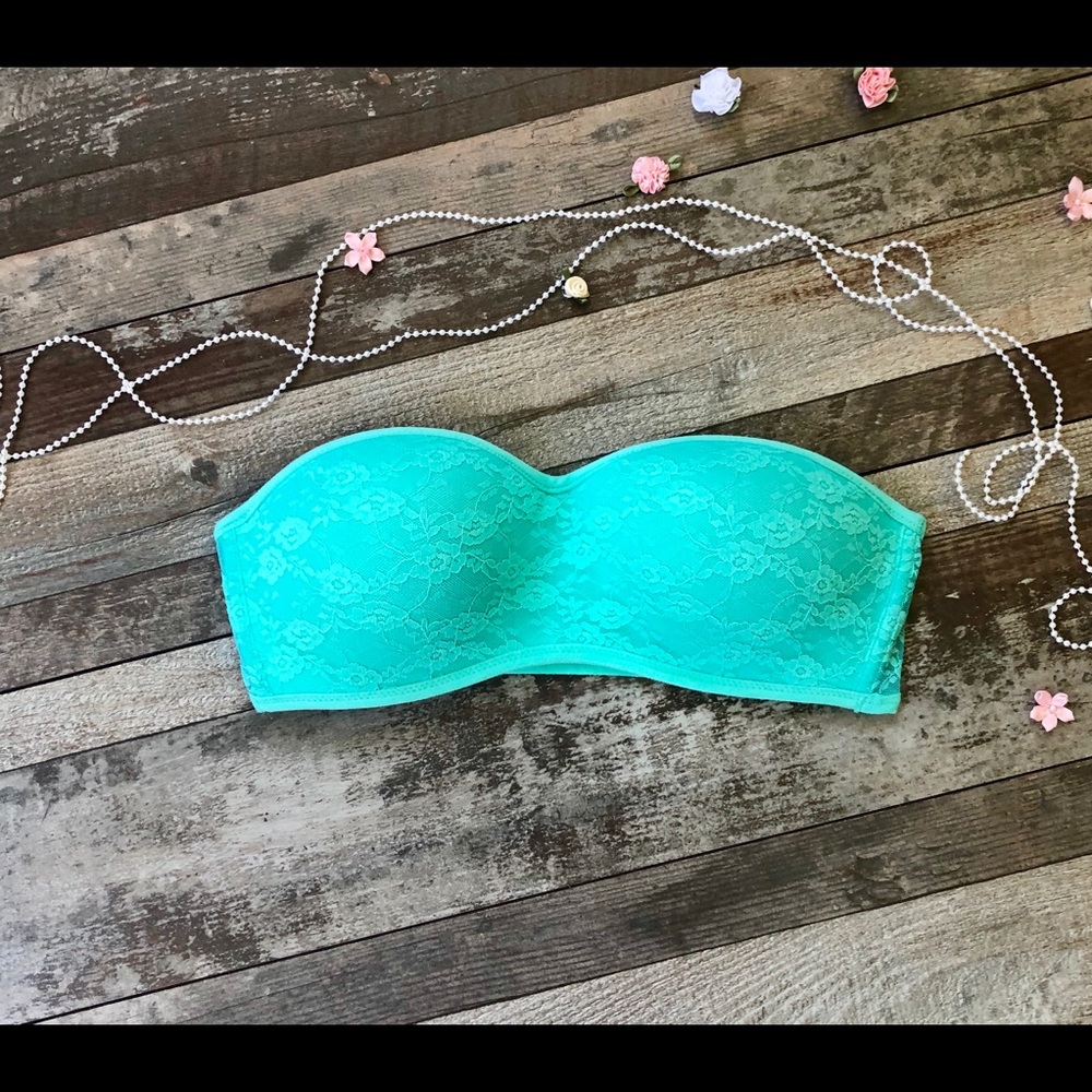 Victoria’s Secret PINK Lace Bandeau Bra🌸